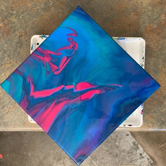 I call her Wavy💙🩷💚 - Picture 2 of 3